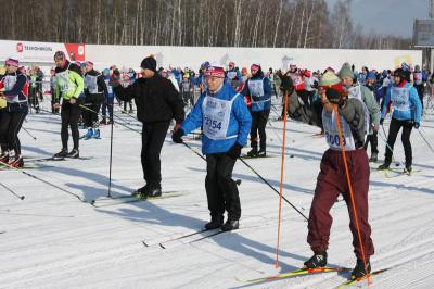 В Рязани на «Лыжню России» встало около двух тысяч человек